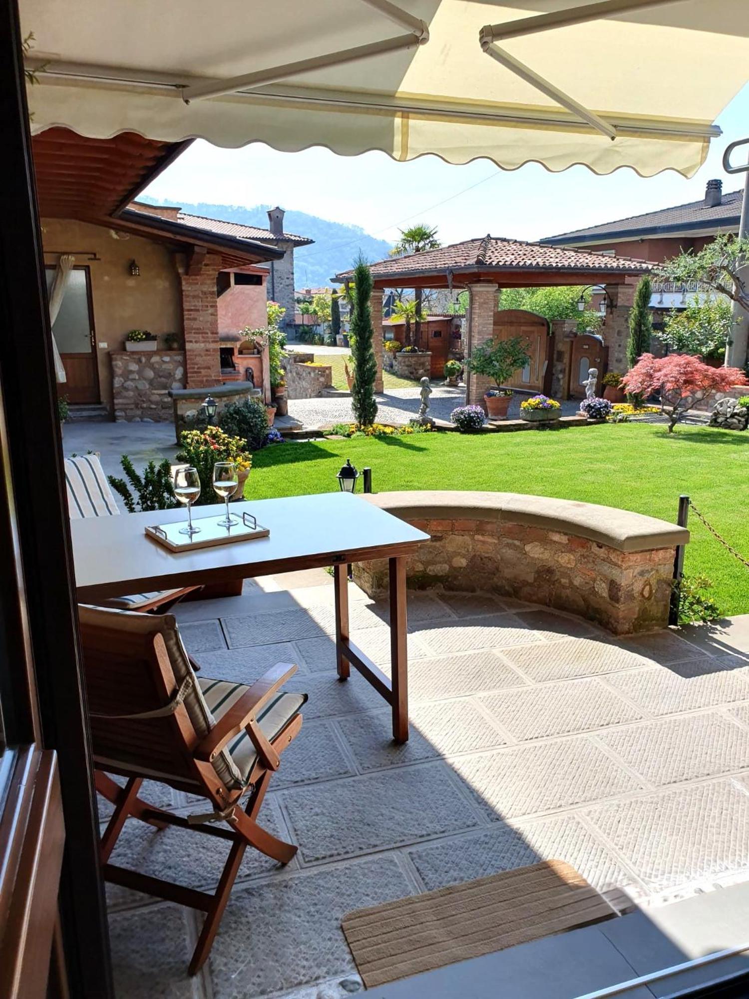 La Corte Del Bona - Vicino Alle Cantine E A Circa 15 Minuti Dal Lago Di Iseo - Apartment Erbusco Exterior photo