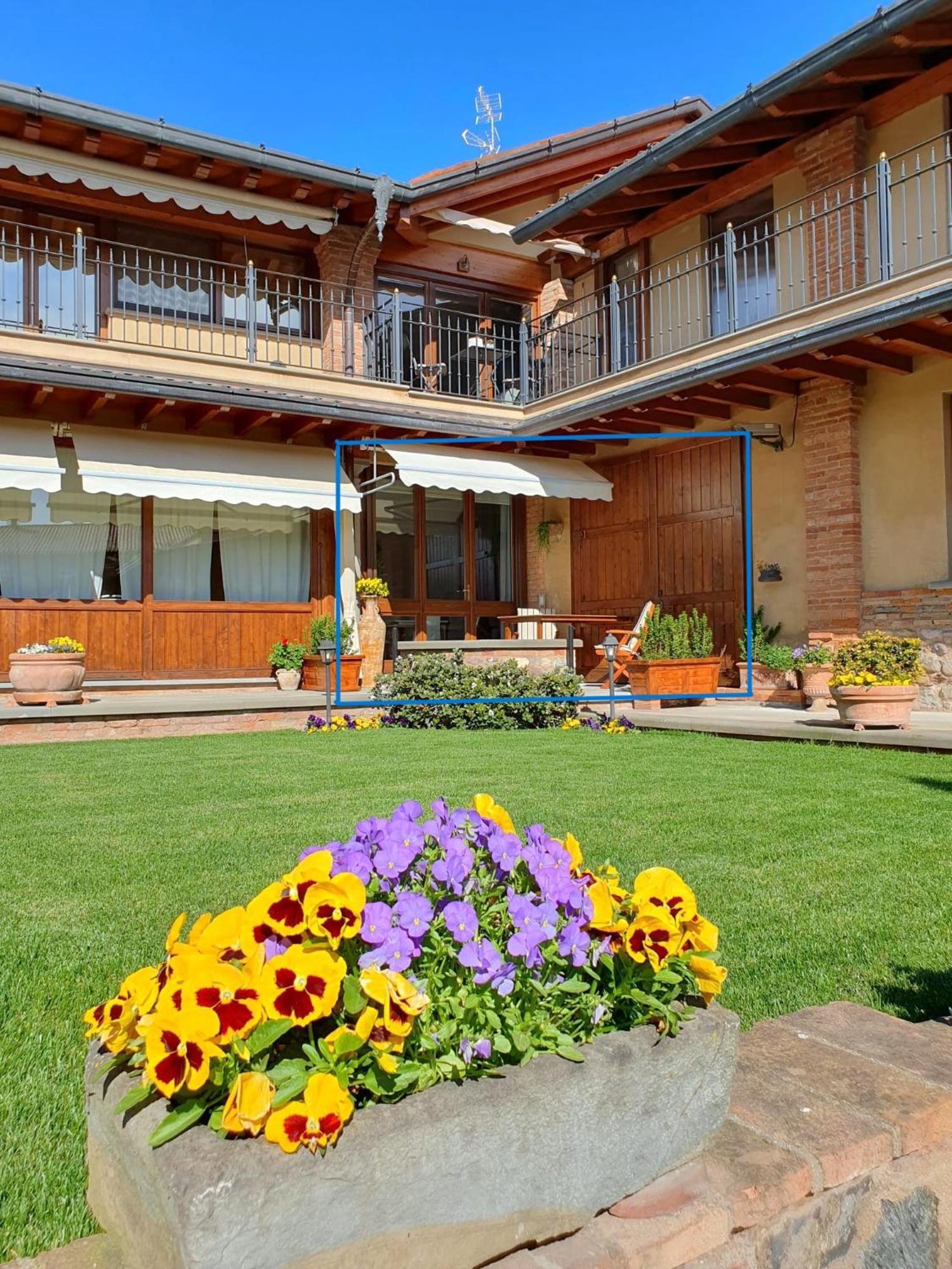 La Corte Del Bona - Vicino Alle Cantine E A Circa 15 Minuti Dal Lago Di Iseo - Apartment Erbusco Exterior photo